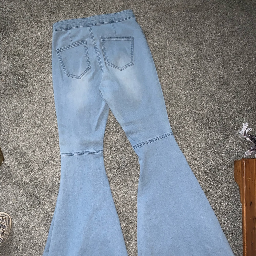Bells size small - Picture 2 of 2